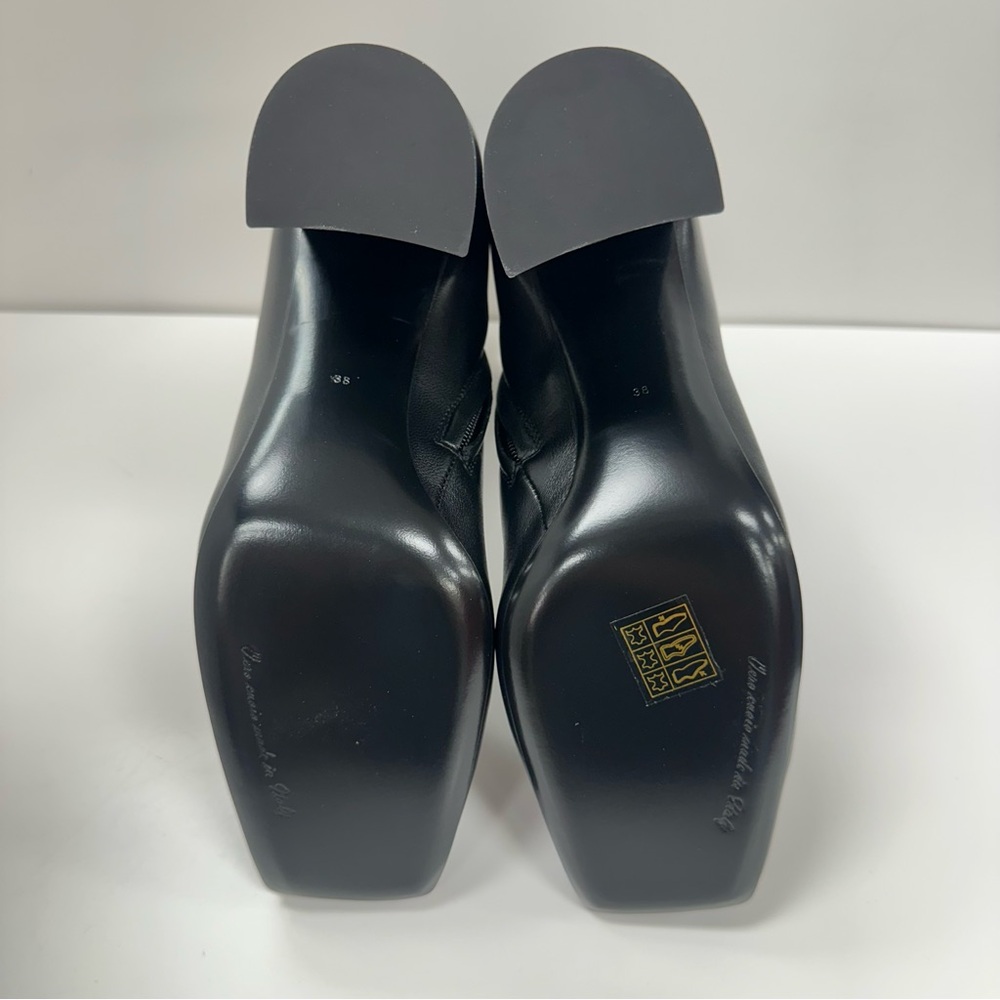 Dolce & Gabbana Jackie Ankle Boots - Picture 7 of 11